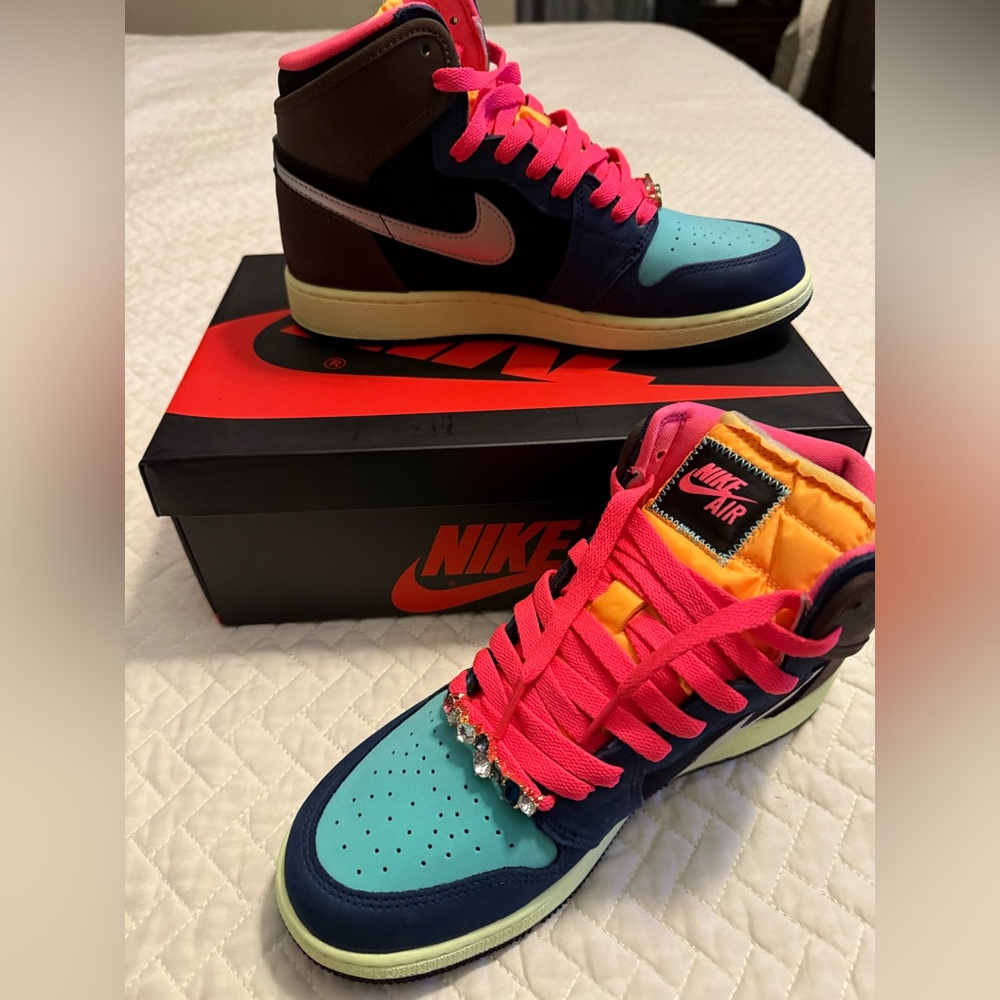 Nike Retro